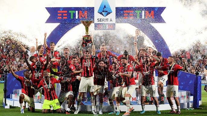El Milan volvió a levantar la copa luego de 11 años