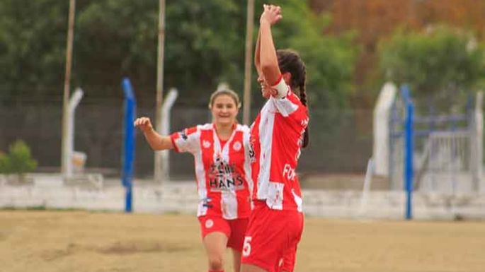 Las Leonas se llevaron el derby y hubo una goleada asombrosa