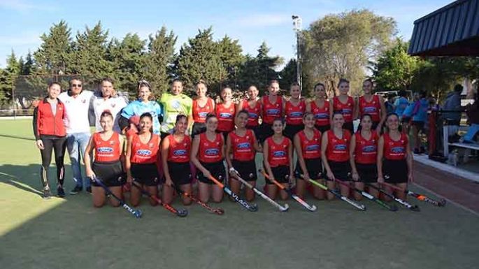 San Martín ganó y es el único puntero