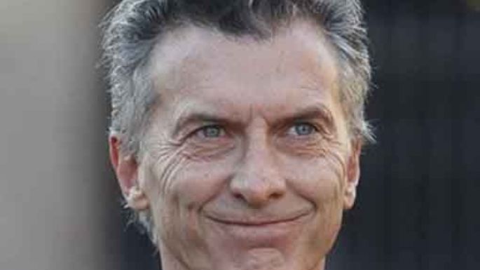 Macri volvió a solicitar permiso para salir del país