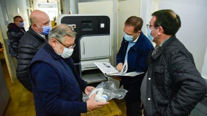 Instalan un nuevo equipo de esterilización de insumos en el Hogar de Ancianos