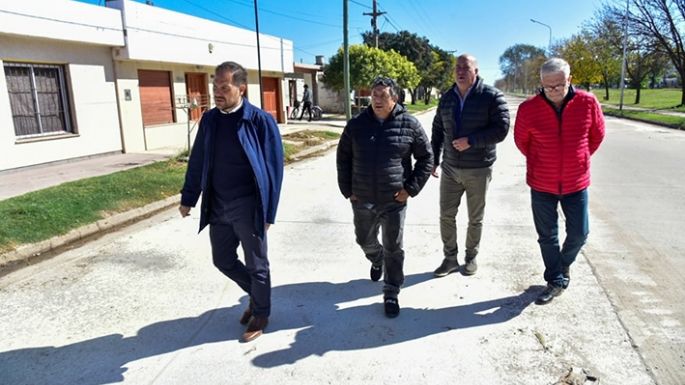 Por terminar la avenida de acceso