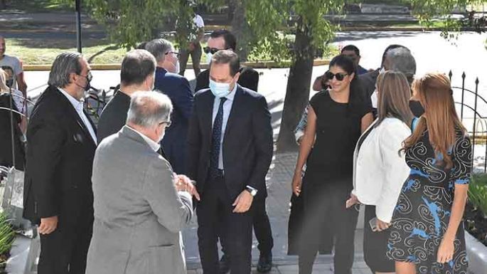 Los hombres ocupan las principales sillas del poder villamariense
