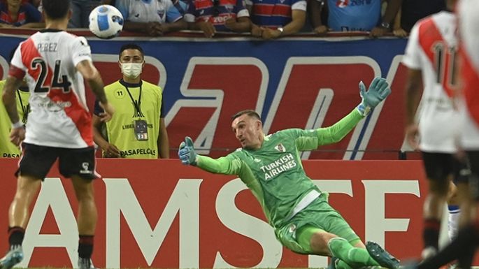 River fue “San Armani” en Brasil