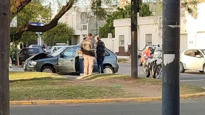 Choque en pleno bulevar España