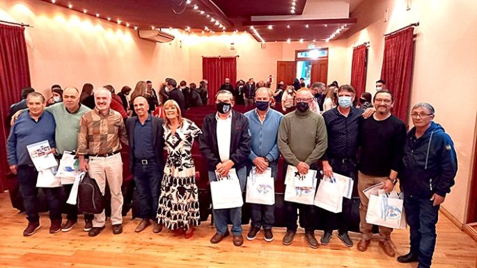 Emotivo homenaje a excombatientes