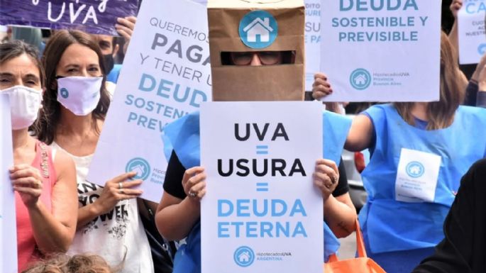 "Los créditos UVA son impagables"