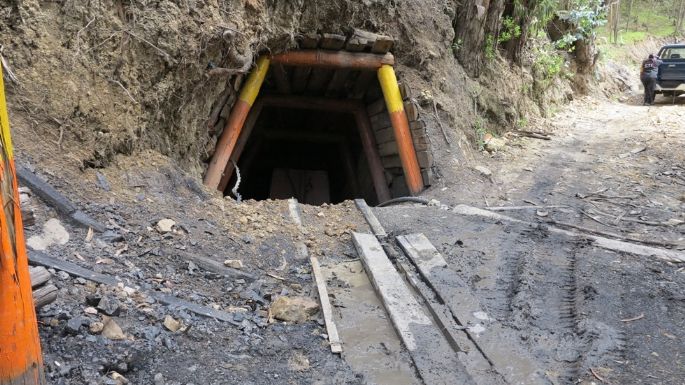 Estiman que este jueves llegarán al lugar donde están los 14 mineros atrapados en Colombia