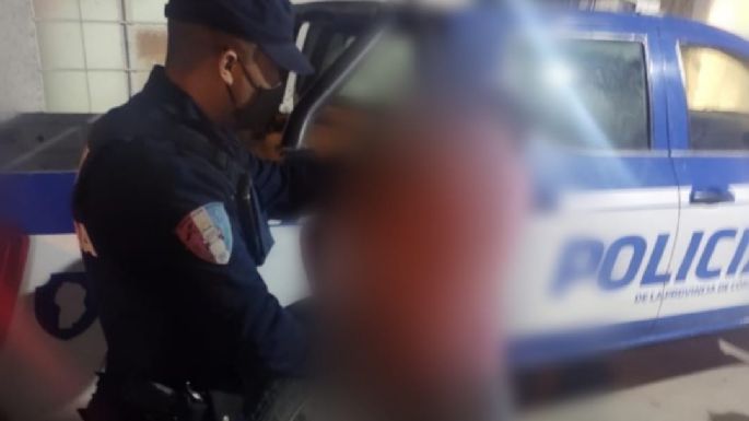 Dos jóvenes detenidos por arrojar piedras: hirieron a una mujer