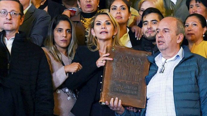 Diez años de cárcel para Jeanine Añez