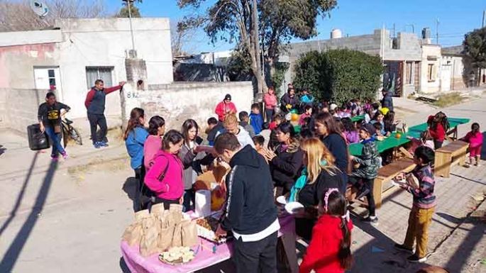 Por la cantidad de pedidos, en un comedor colectan frazadas