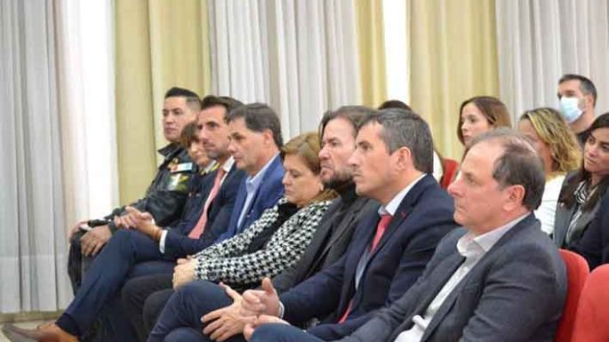Fiscales locales en la mesa que coordinará el trabajo antinarco