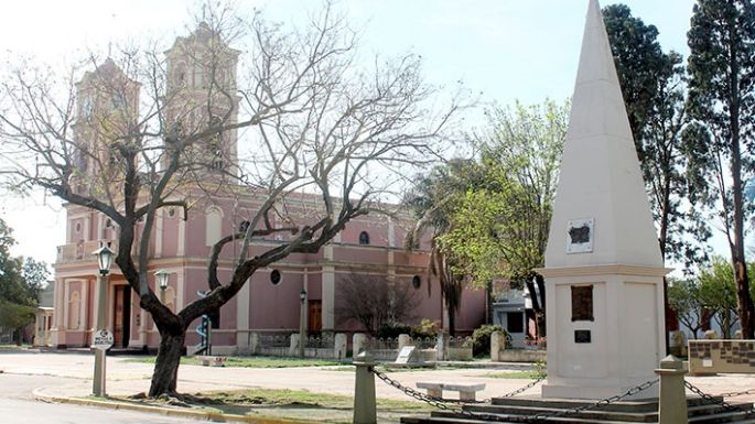“Los ratones se quedaron con ganas”, dijo el cura al que intentaron robar