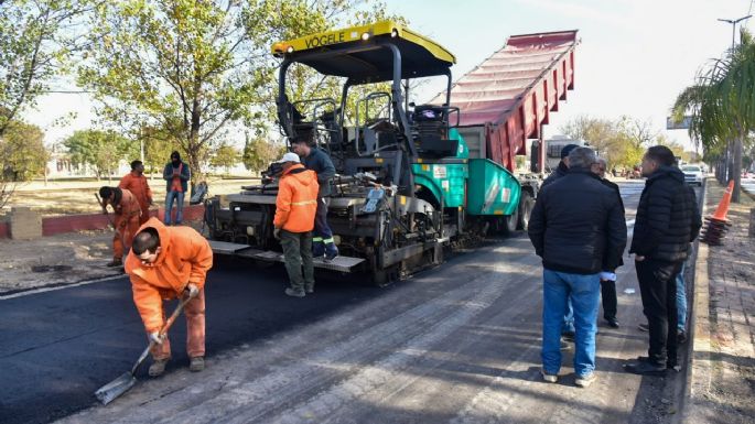 Inició la repavimentación de avenida Larrabure