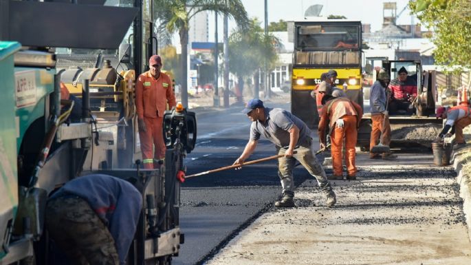 Inició la repavimentación de avenida Larrabure