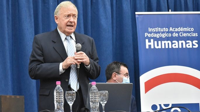 “Lo único bueno que dejó la pandemia es que se adelantó 10 años en ciencia”