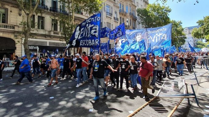 Organizaciones sociales realizarán un "banderazo" en apoyo de proyecto de Renta Inesperada