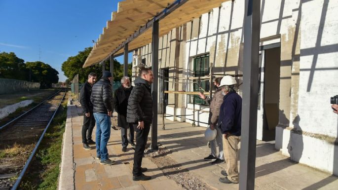 Estación de Trenes: colocarán tejas similares a la estructura original