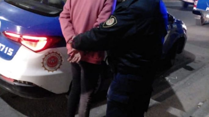 Un joven intentó robar un vehículo estacionado y fue detenido