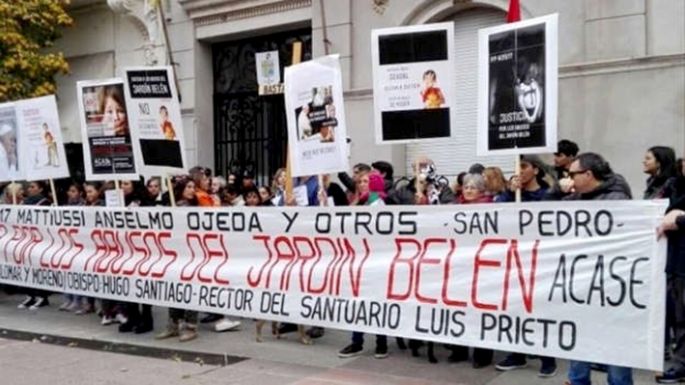 Investigan a siete docentes por falso testimonio y encubrimiento