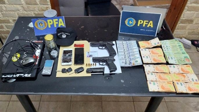 Cuatro puntos de venta de drogas en la misma cuadra