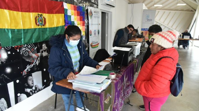 Concretaron trámites para más de 700 integrantes de la comunidad boliviana