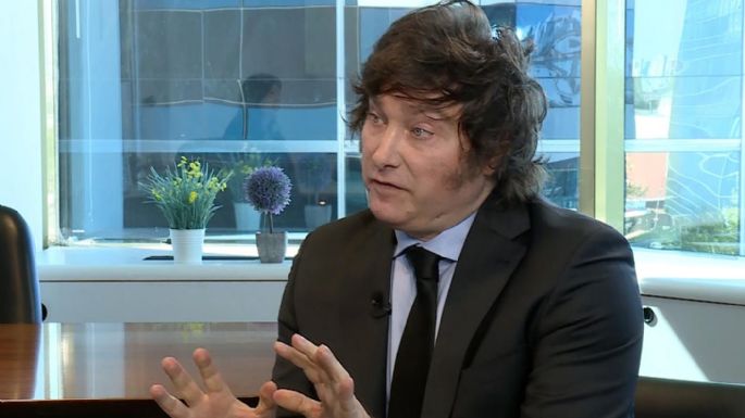 Javier Milei: "una empresa puede contaminar un río todo lo que quiera"