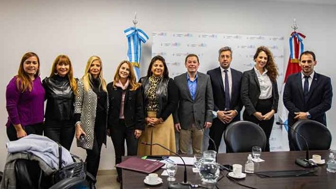 Proyecto para garantizar derechos  a las abogadas que “maternan”