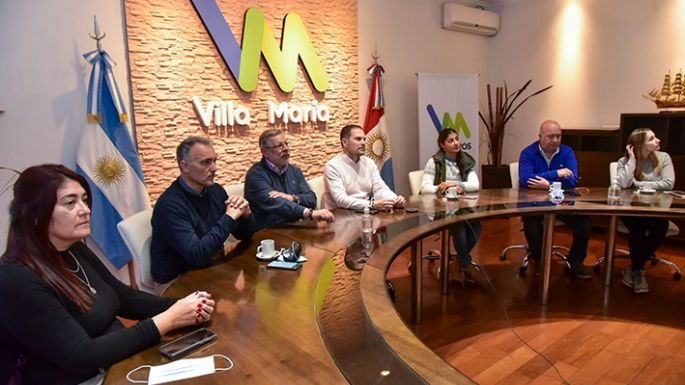 Ultiman detalles para la remodelación del jardín maternal Bichito de Luz