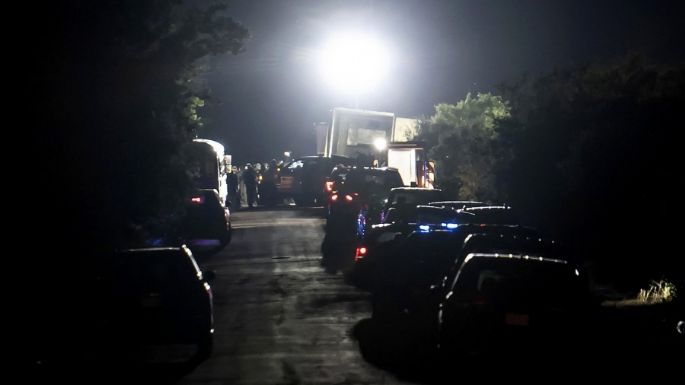 Encontraron 50 migrantes muertos en un camión y rescataron a otros 16 con vida