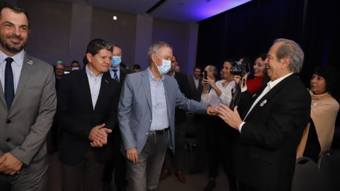 La Provincia aportará $70 millones para impulsar 10 centros comerciales a cielo abierto