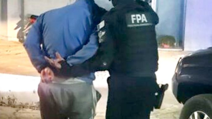 Un hombre y una joven presos por vender droga