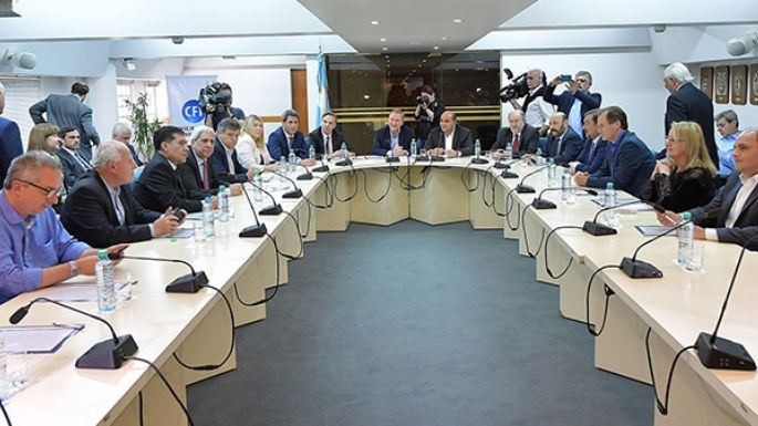 Gobernadores a favor de una Corte "federal, con paridad de género y de unidad nacional"