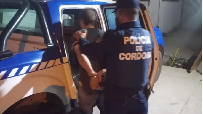 Detuvieron a un hombre por robar cerdos de un criadero de Villa Nueva