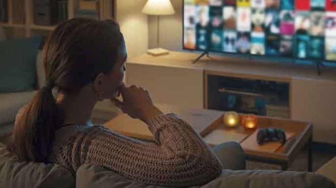 Maratones de series: cómo afecta a la salud ver varios capítulos seguidos