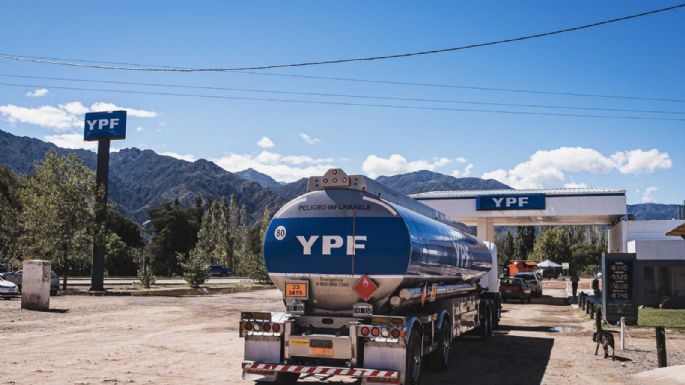YPF y Petronas firmaron un acuerdo de estudio y desarrollo conjunto  para un proyecto integrado de GNL