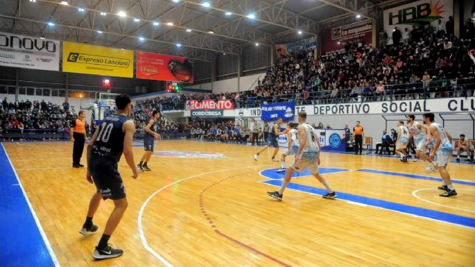 Independiente de Oliva le ganó a Zárate Basket la primera final de la Liga Argentina