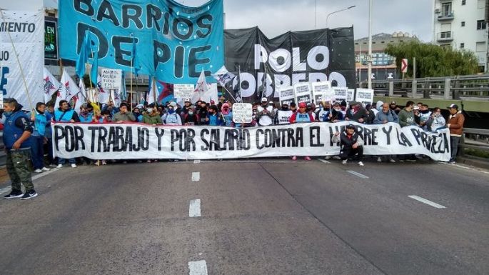 Múltiples movilizaciones y cortes de organizaciones sociales se realizaron en Capital Federal