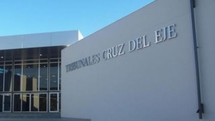Una joven fue hallada sin vida y detuvieron a su pareja