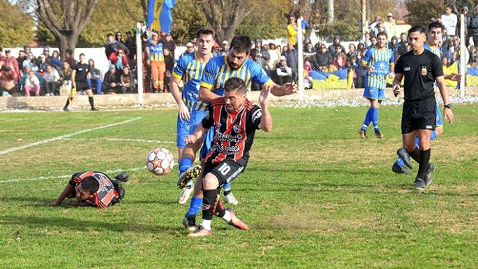 En La Palestina hubo cuatro goles y un cierre de suspenso