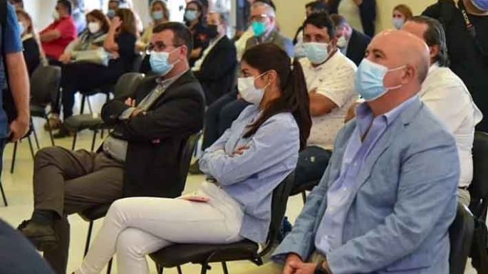 Cuáles son los datos de la ayuda social