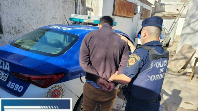 Fue detenido por agredir física y verbalmente a su ex