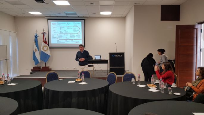 Buscarán acercar a estudiantes a su primera experiencia de trabajo