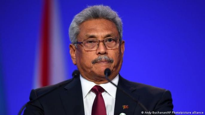 El presidente de Sri Lanka renunció mediante un correo electrónico