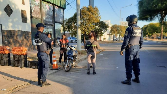 Operativo de seguridad en barrio Carlos Pellegrini