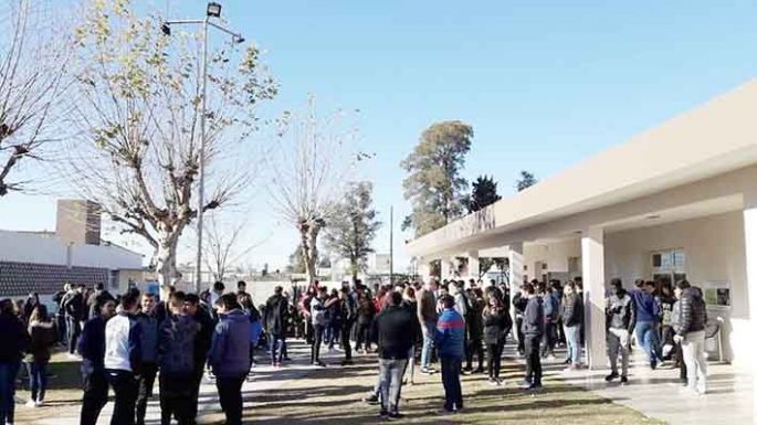 Más de 200 aspirantes para ingresar en la UTN