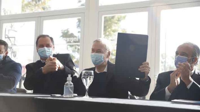 "No es justo que el interior pague las obras que se hacen en Buenos Aires"
