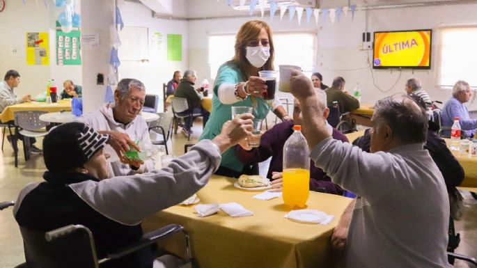Abuelas y abuelos festejaron el Día del Amigo