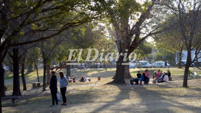 [FOTOS] El Día del Amigo se festeja en la ciudad con un clima primaveral