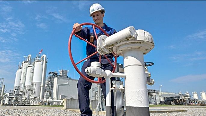 El gas ruso vuelve a fluir hacia Europa